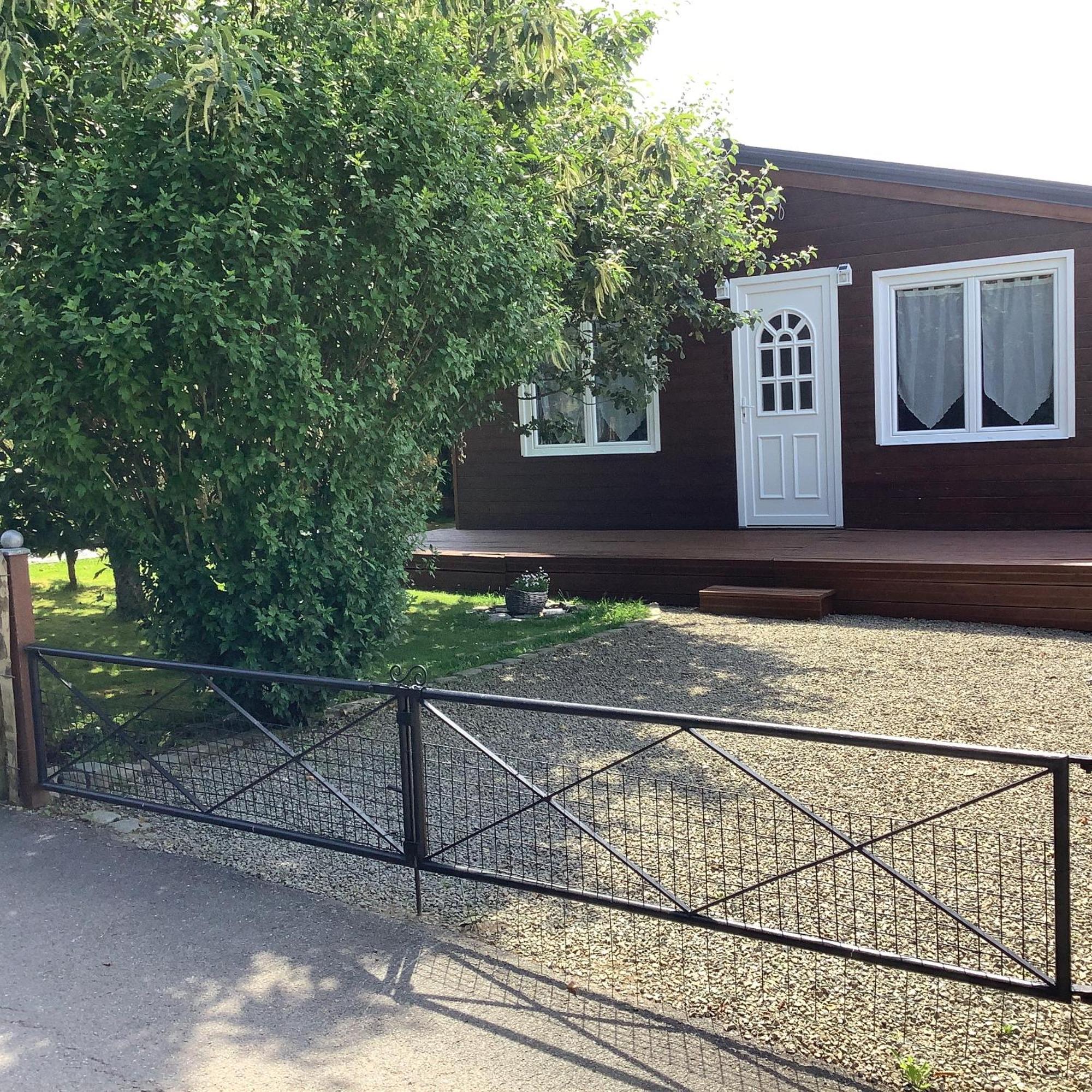 Chalet Charmant Monika Avec Piscine Yvoir Екстер'єр фото